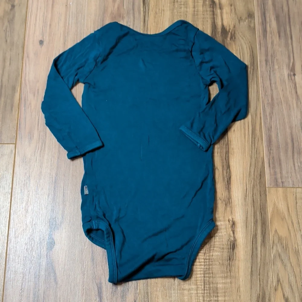 Kyte Baby Long Sleeve Body Suit Size 12-18 Months